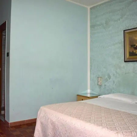 Belvedere Hotel 3*